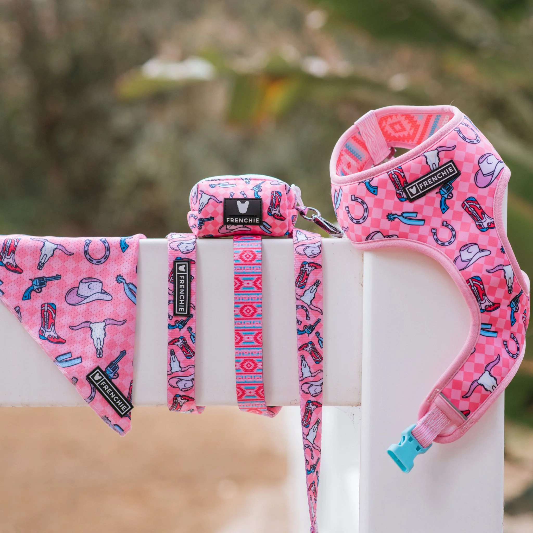 Frenchie Poo Bag Holder - Wild West (Pink) - Image 5